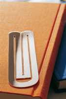 Zakładka do książki srebrna – kobieta