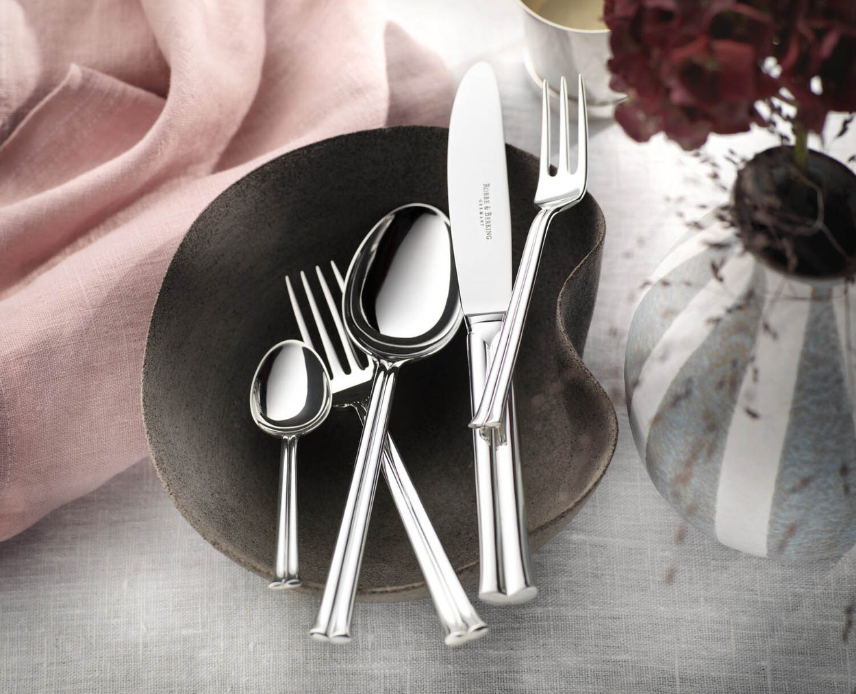 Zestaw srebrnych sztućców 24 el.