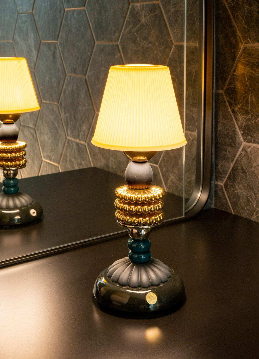 Lampa Firefly by Olga Hanono