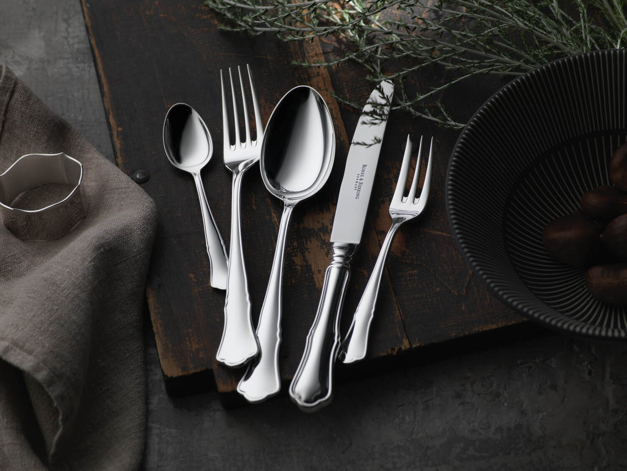 Zestaw posrebrzanych sztućców 30 el.